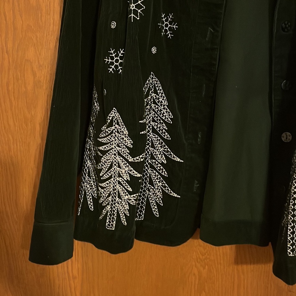Christmas green an white jacket CJ Banks